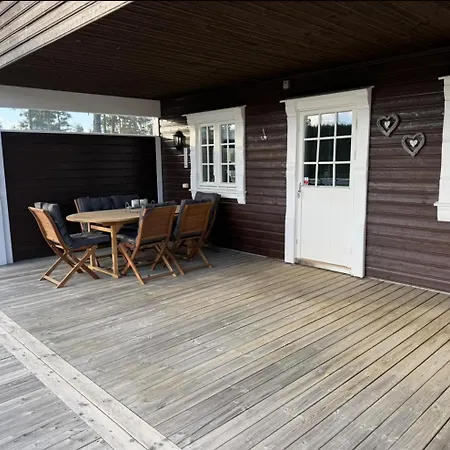 Koselig Hytta Naer Osensjoen Og Alpinanlegg