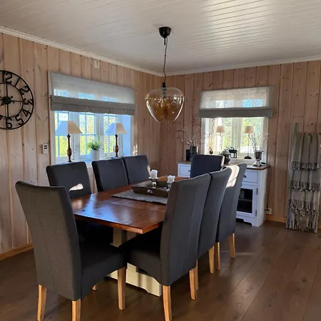 Koselig Hytta Naer Osensjoen Og Alpinanlegg Casa de Férias *